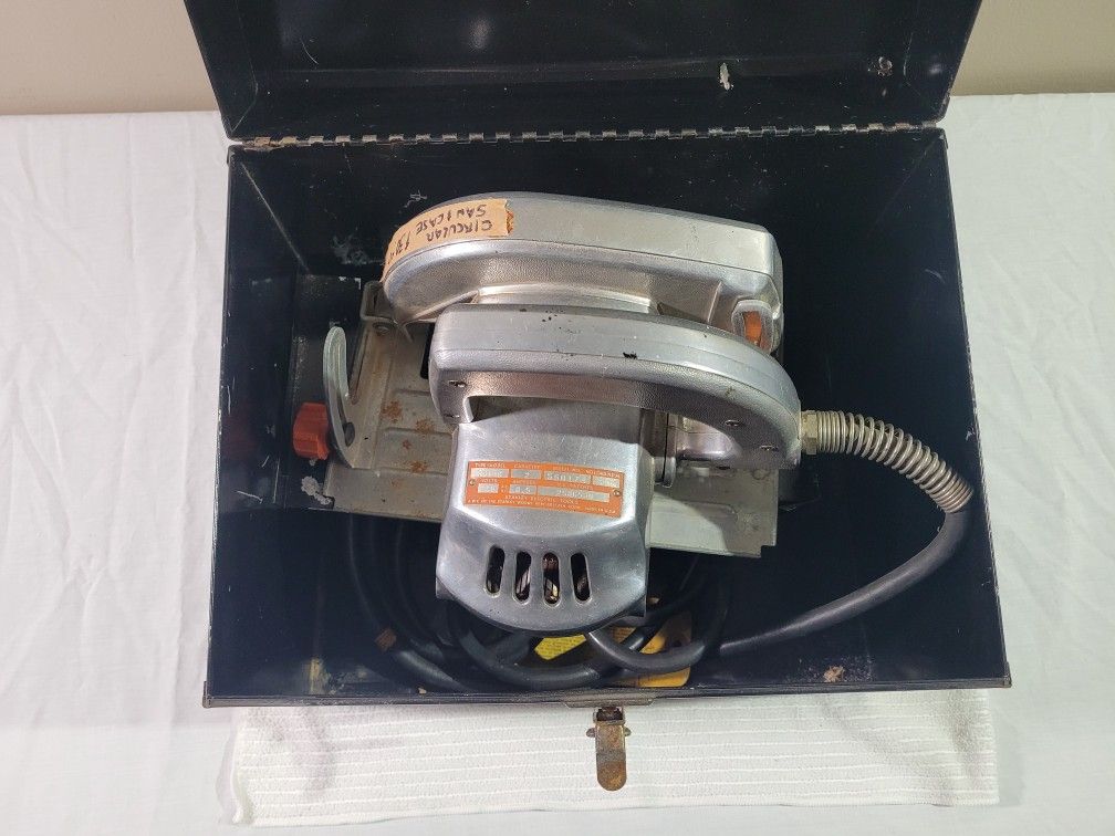 Vintage Stanley H65-B Handyman Circular Saw 6 in w/ Box