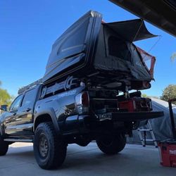 Pittman Hardshell Rooftop Tent 