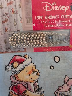 Disney Winnie the Pooh Christmas 13-Piece Shower Curtain Set