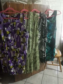 29 dresses size 22 I'm 24 Cash only