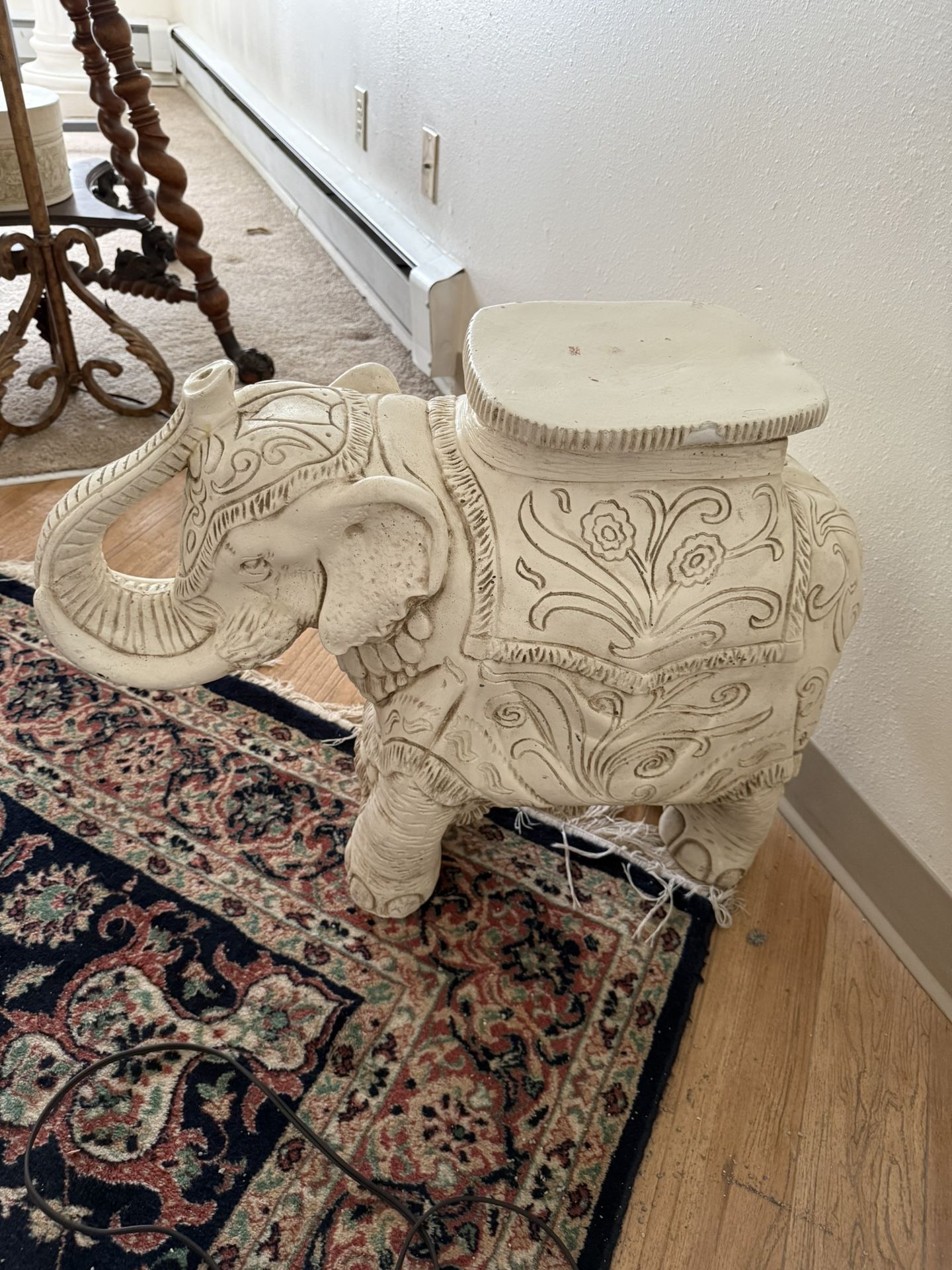  Beautiful White Elephant 