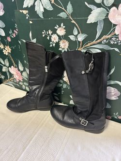 Micheal Kors Boots Size 5