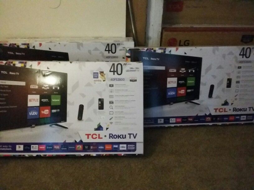 TCL ROKU SMART TV, 40 "