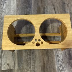 Pet Food Stand