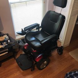 Titan Power Chair with new batteries.