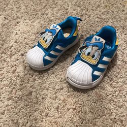 Adidas Duck for Sale in Beach, CA -