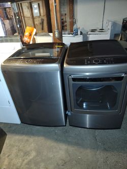 Kenmore Washer and Dryer Set