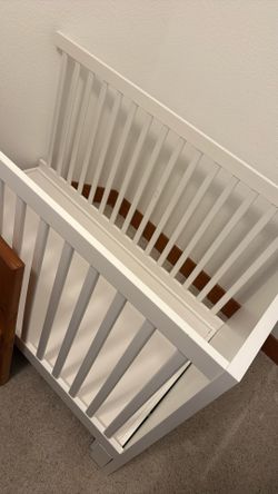 Beautiful white infant crib