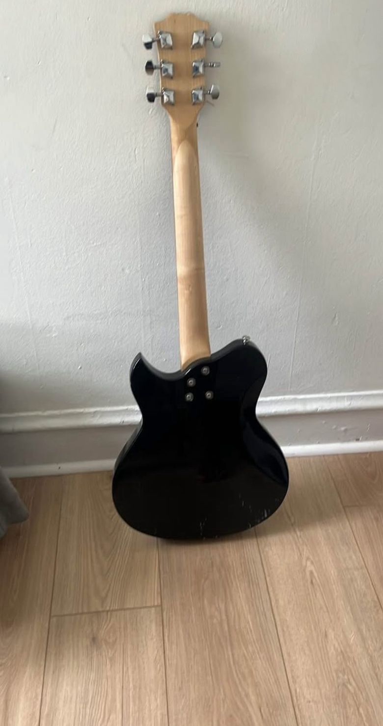Guitar 