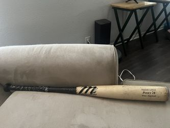 32 Inch Marucci Baseball Bat