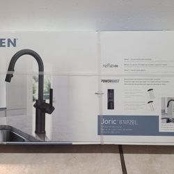 BRAND NEW Moen Joric Matte Black Single Handle Pull Down Kitchen Faucet with Sprayer