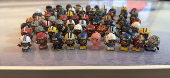 Teenymate nfl collection 77 total w/ the Puzzle https://offerup.com/redirect/?o=cGllY2VzLmZvb3RiYWxs.  Note: rare pink glow in the dark tom Brady