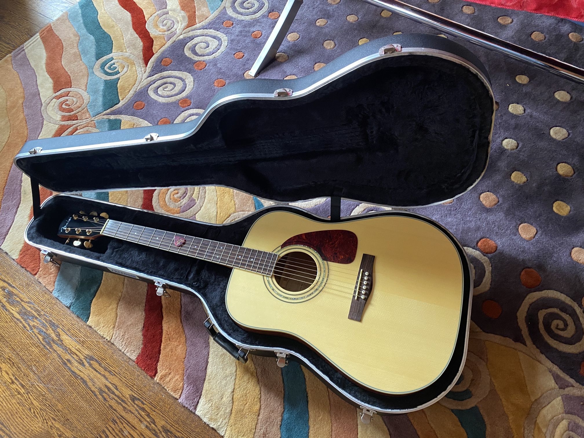 Fender DG-100 Natural Dreadnought Acoustic Guitar with SKB Freedom Hard Case