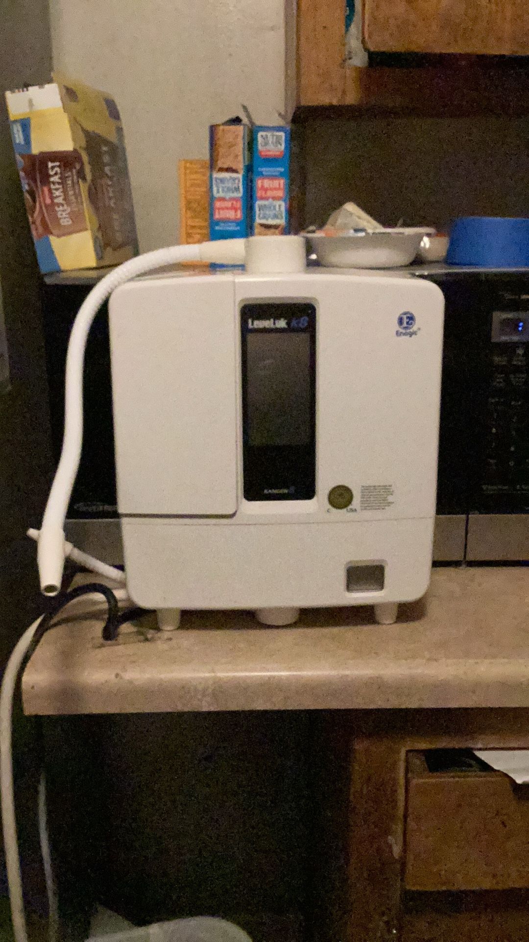 Leveling K8 By Enagic PH adjusting Water Machine