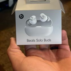 Beats Solo