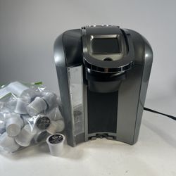 Keurig Coffee Maker + Large Peet’s K-Cup Bundle – Works Great