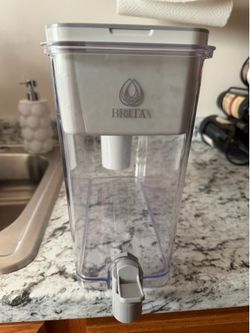 Brita Extra Large 27-Cup