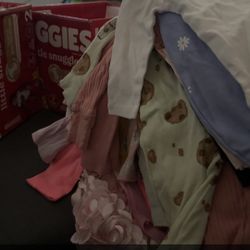 20$ For All Per Size Or 35 For All Clothes 