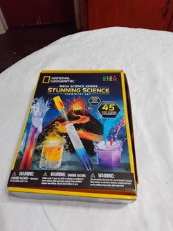 National Geographic Stunning Science Chemistry Set 