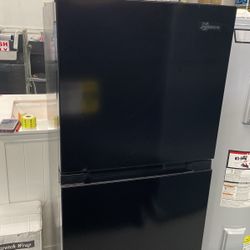 Season Mini Fridge 10 Cu Ft In Color Black 