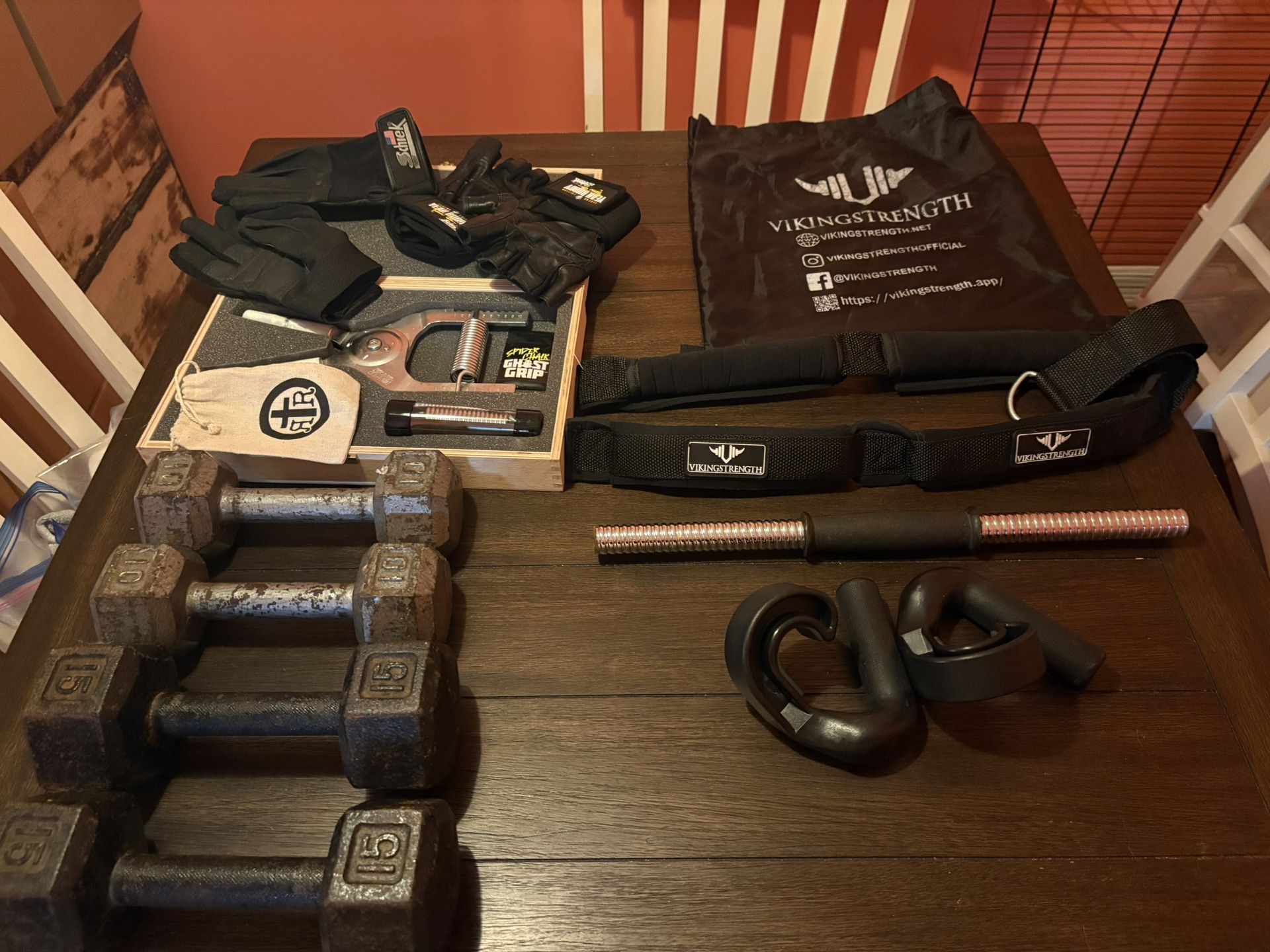 NOT FREE PLEASE READ DESCRIPTION‼️Workout Equipment/Accessories