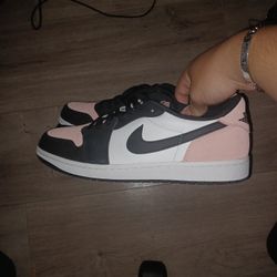 Air Jordan Retro Low Dunks.(pink and Black)