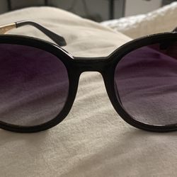 Quay sunglasses