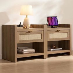 Rattan Night Stand Set of 2, Bedside Table with Large Drawer Farmhouse Boho Nightstand with Type-C Charging Station, Storage, End Table Side Table for