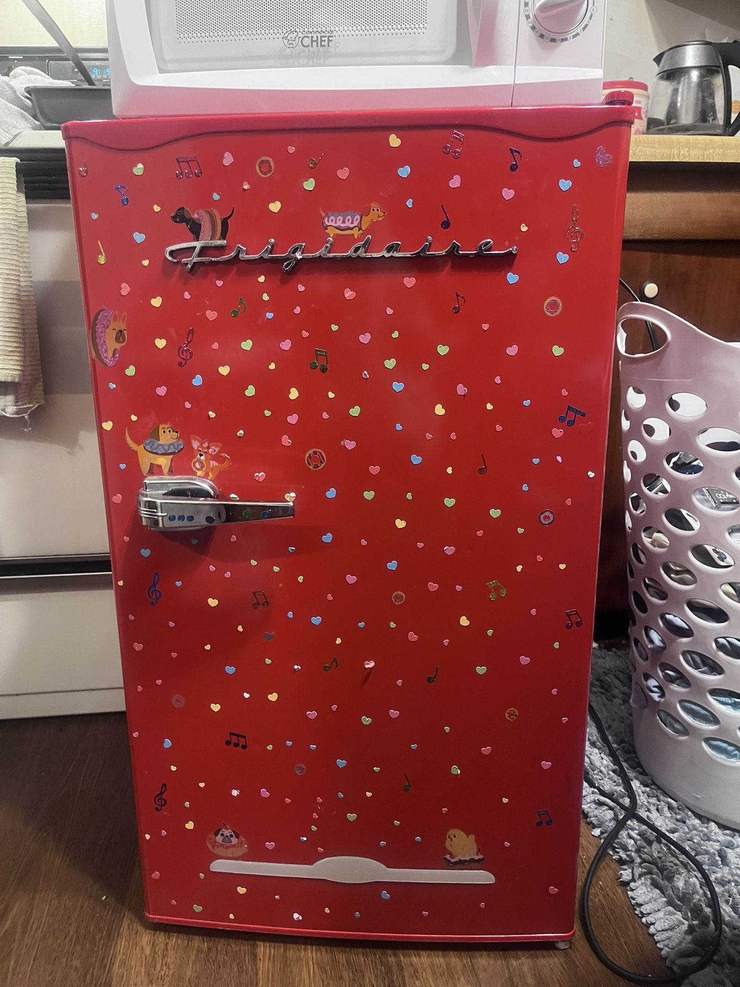 Mini Fridge 