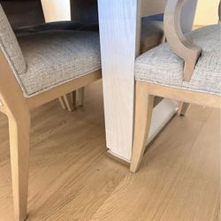 Beautiful Very High End Solid Wood  Dining Table & 6 Chairs 