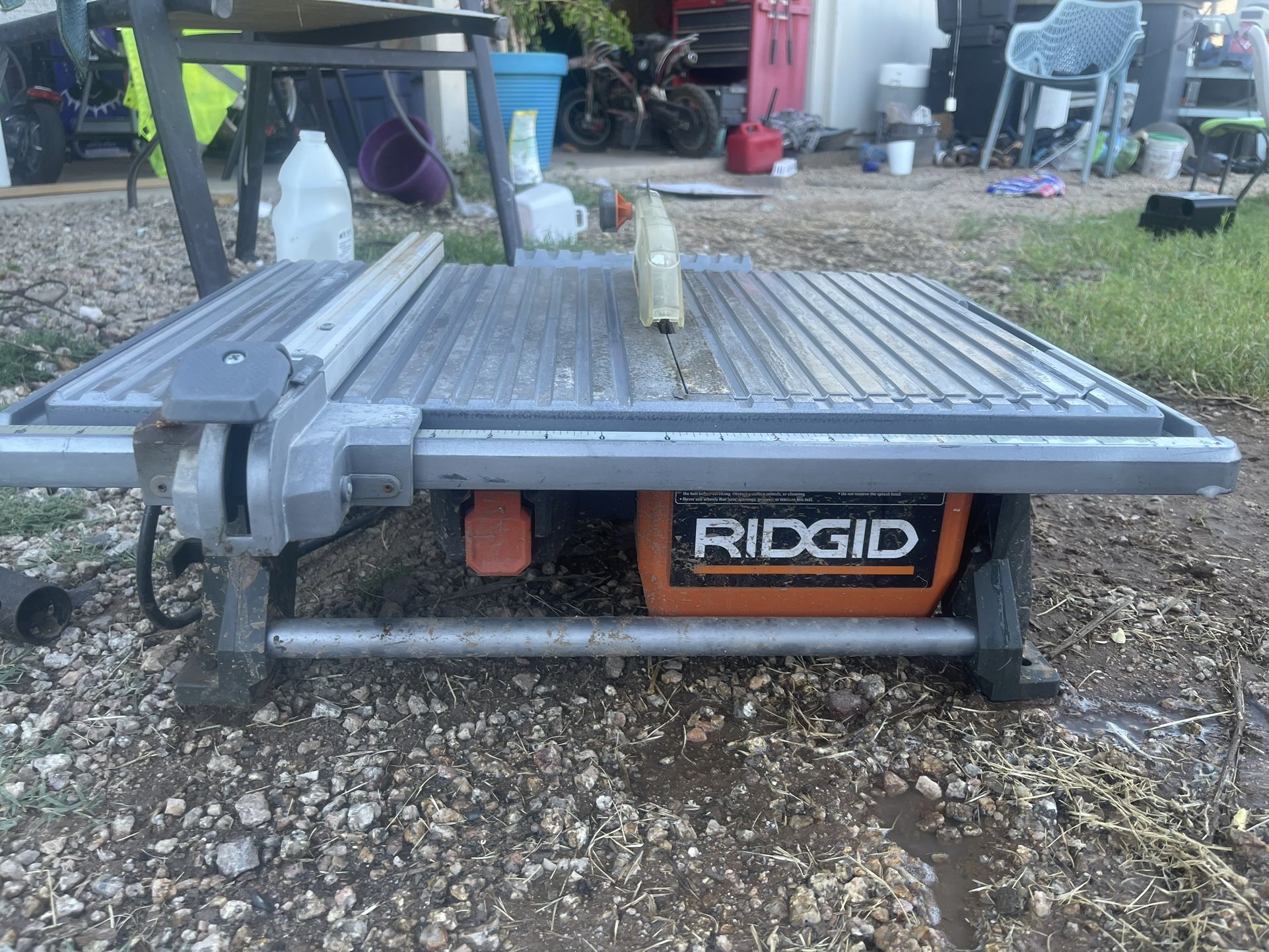 RIDGID 6.5-Amp 7 in. Blade Corded Table Top Wet Tile Saw