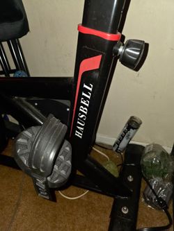 Sedentary exercising bycicle