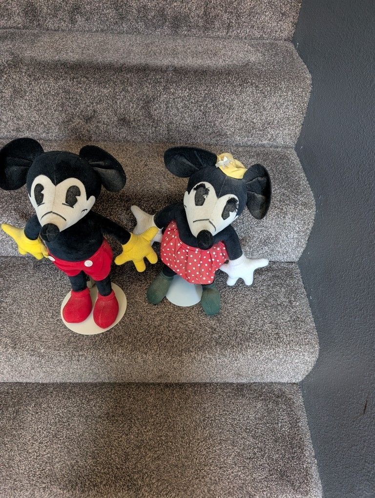 Minnie N Mickey