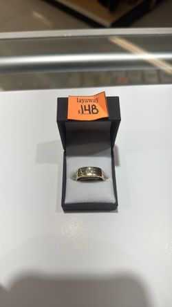 14kt 11.8 grams diamond ring