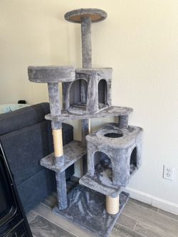 Like new cat tree