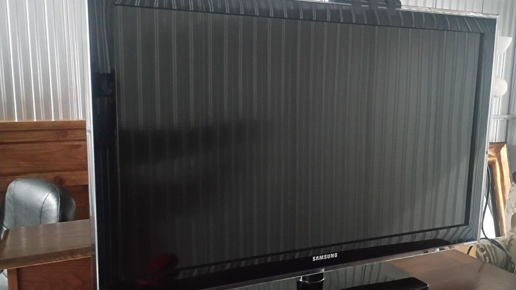 Samsung 32" Smart T.V.