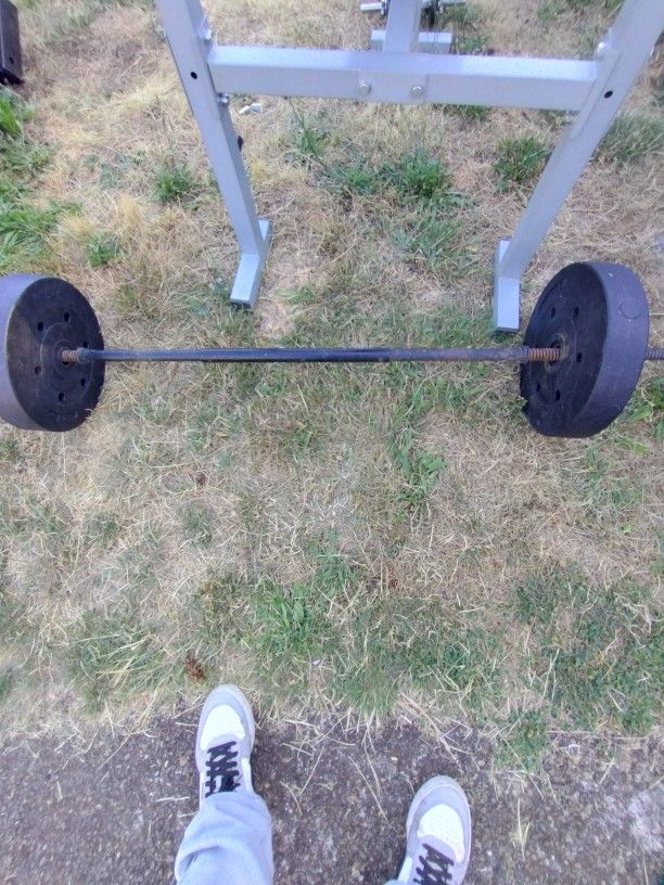 Bench Press Bar With 2 25lb Weights