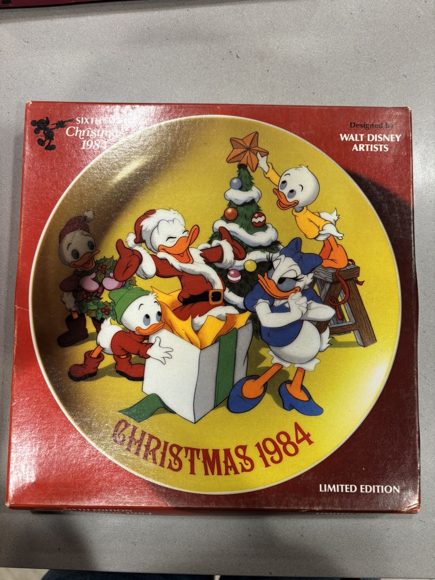 Vintage Disney Donald Plate 1984