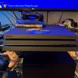 PS4 Pro 1TB/PlayStation 4 