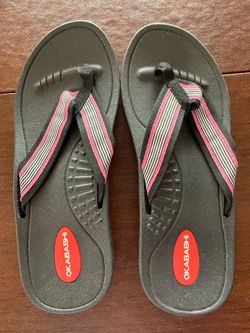 Okabashi flip flop sandals NEW without tags, size M, pink upper, great support