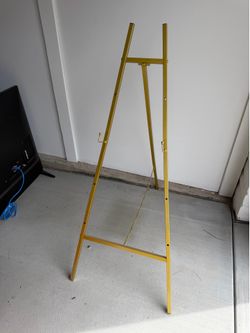 Gold Sign Stand