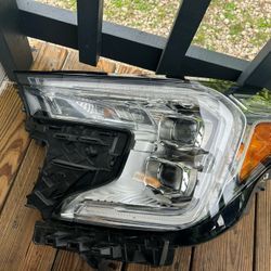 2025-26 GMC TERRAIN LF HEADLIGHT FULL LED OEM 