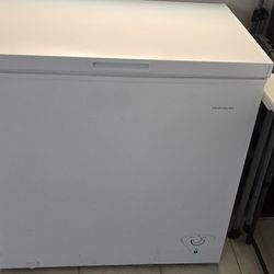 Chest freezer 