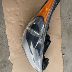 2015 Hyundai Veloster Headlight