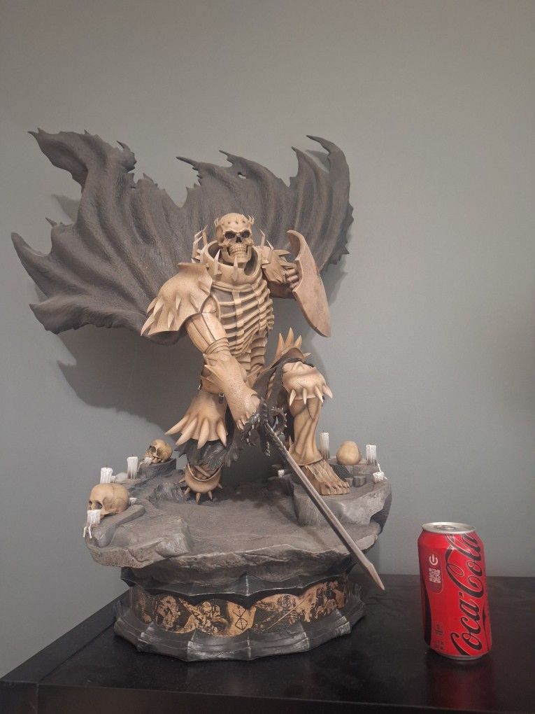 Skull Knight Statue / Sideshow Collectible
