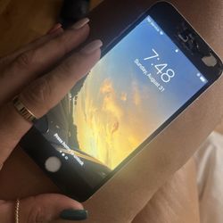 iPhone  6 Unlocked