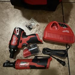 Milwaukee M12 1/4 in. Hex Screwdriver and 3/8 in. Ratchet Combo Kit (2-Tool)