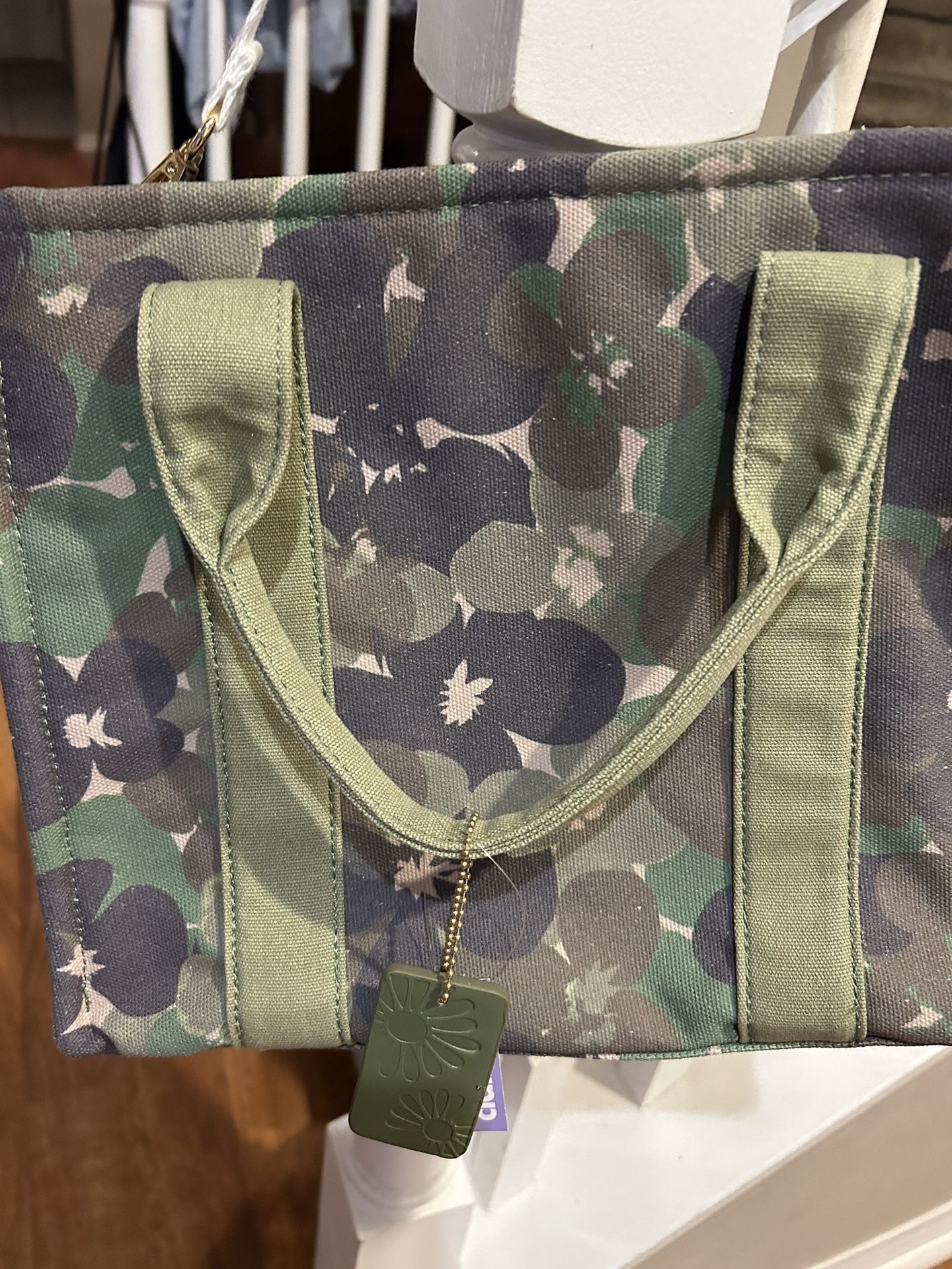 **REDUCED**Ladies Purse/Tote