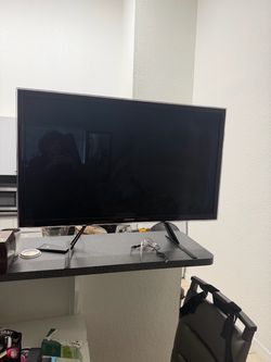 46-inch Class (45.9” diagonal) 2011 LED HDTV from Samsung’s D6000 series TV