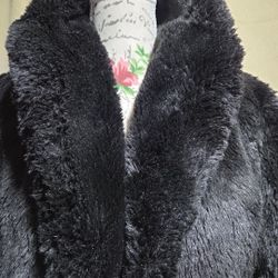 BLACK MOSSIMO FAUX FUR COAT